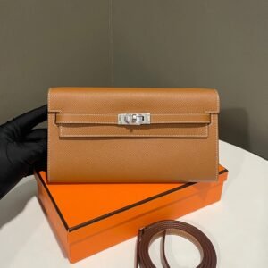 brown clutch