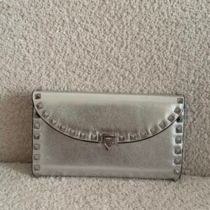 Garavani wallet on chain silver