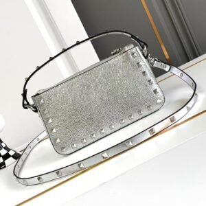 V Rockstud silver